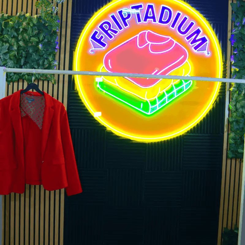 Lot de blazers femme seconde main au kilo Grade A à revendre – Friptadium