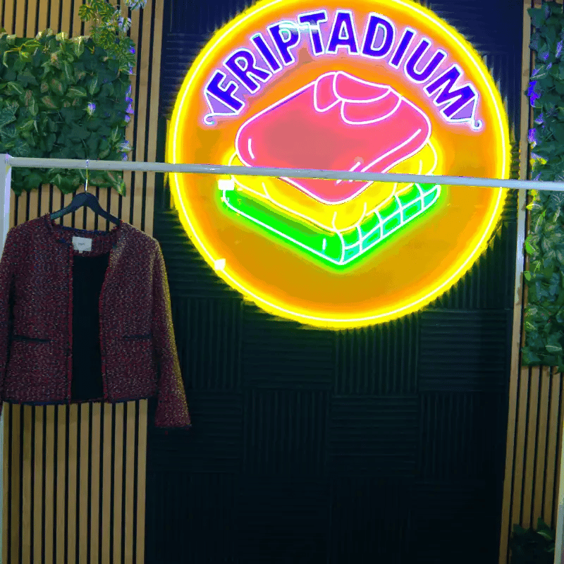 Lot de hauts femme Premium de marque seconde main au kilo Grade A à revendre – Friptadium